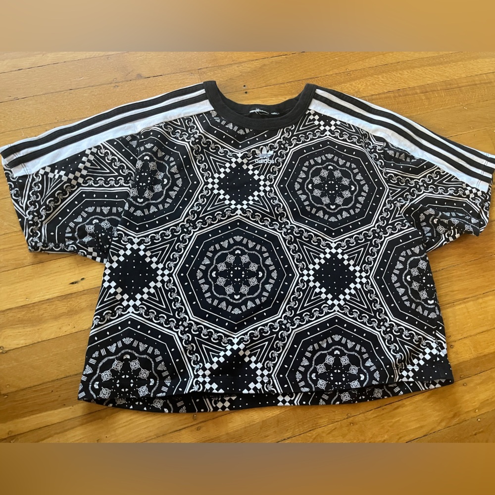Adidas Originals black bandana-print cropped t-shirt streetwear New York M Y2K - Picture 2 of 4